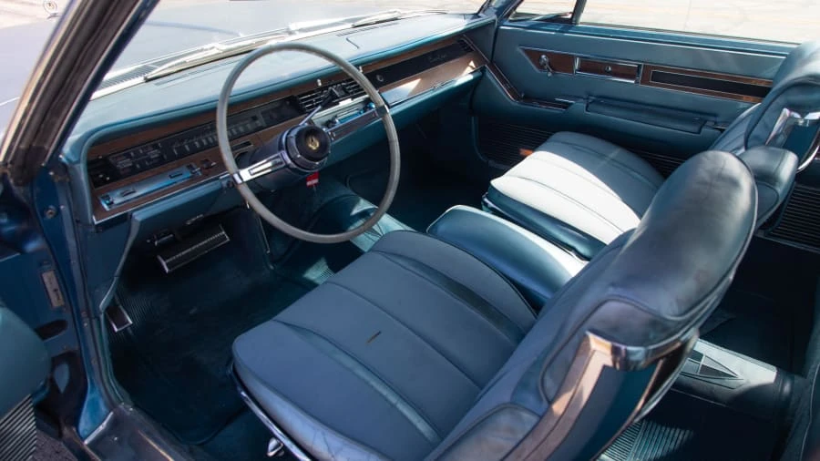 1967 Imperial Crown - Image 4 of 12