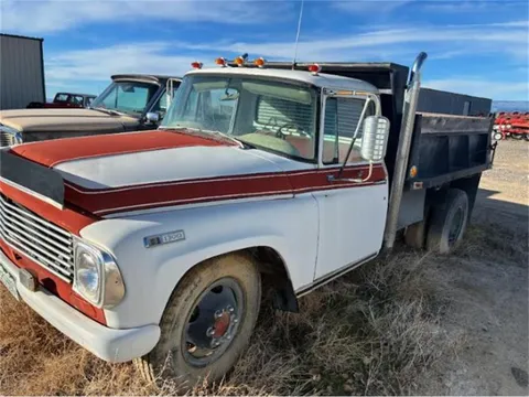 1967 International 1300 Dump Truck