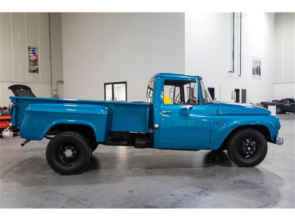 1967 International - Image 7 of 31