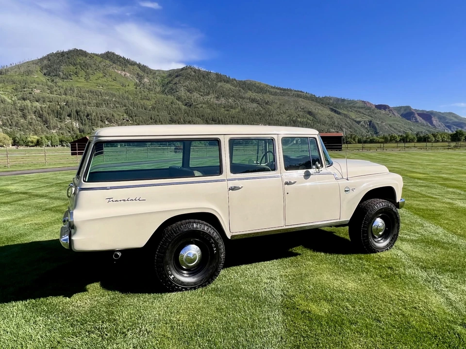 1967 International Harvester Travelall - Image 30 of 31