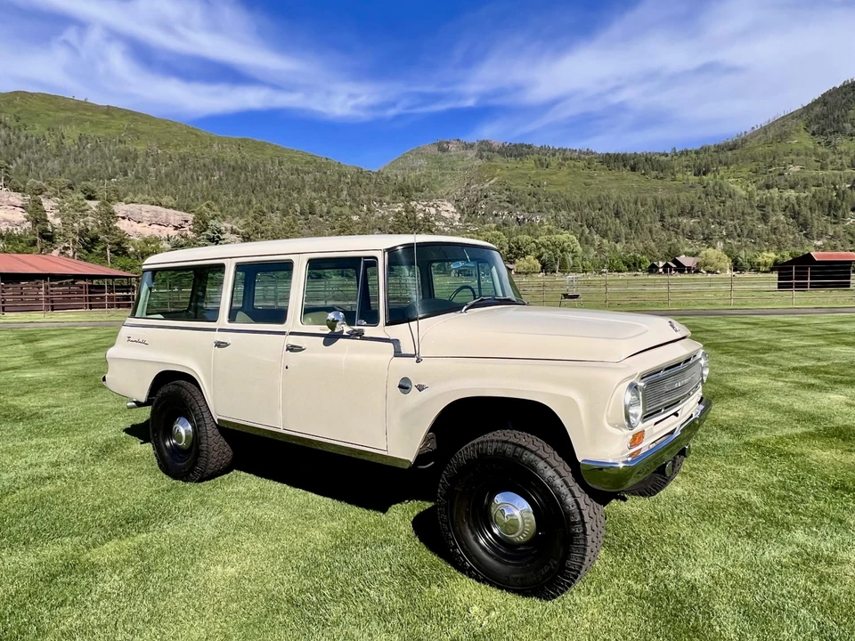1967 International Harvester Travelall - Image 19 of 31