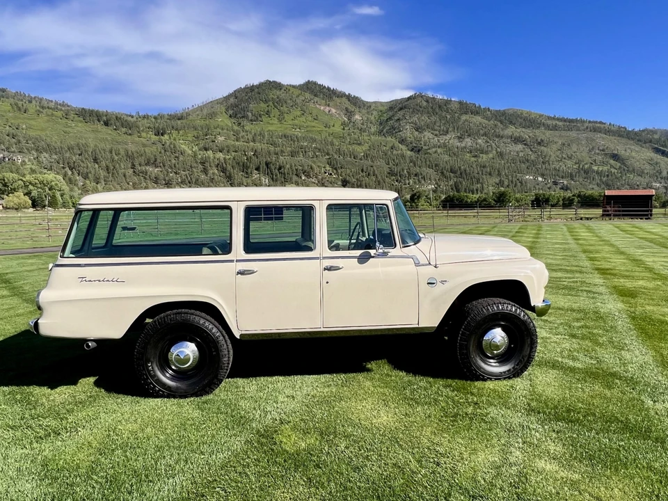 1967 International Harvester Travelall - Image 28 of 31