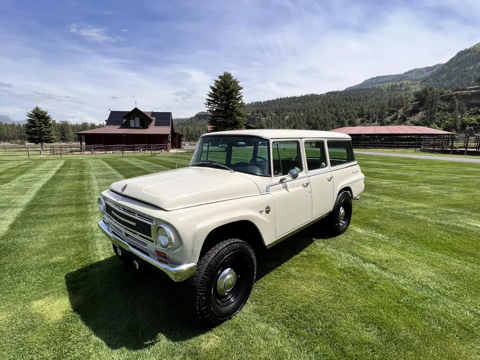 1967 International Harvester Travelall - Image 6 of 31
