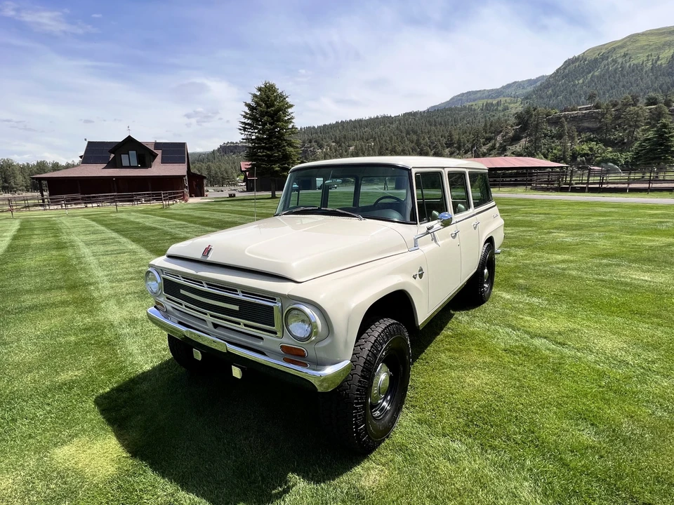 1967 International Harvester Travelall - Image 9 of 31