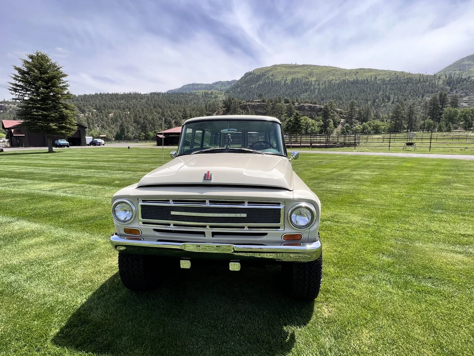 1967 International Harvester Travelall - Image 15 of 31