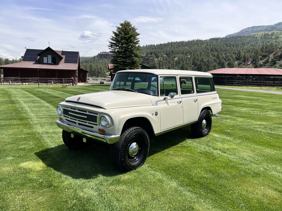 1967 International Harvester Travelall - Image 3 of 31