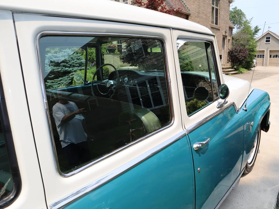 1967 International Harvester Travelall - Image 19 of 31