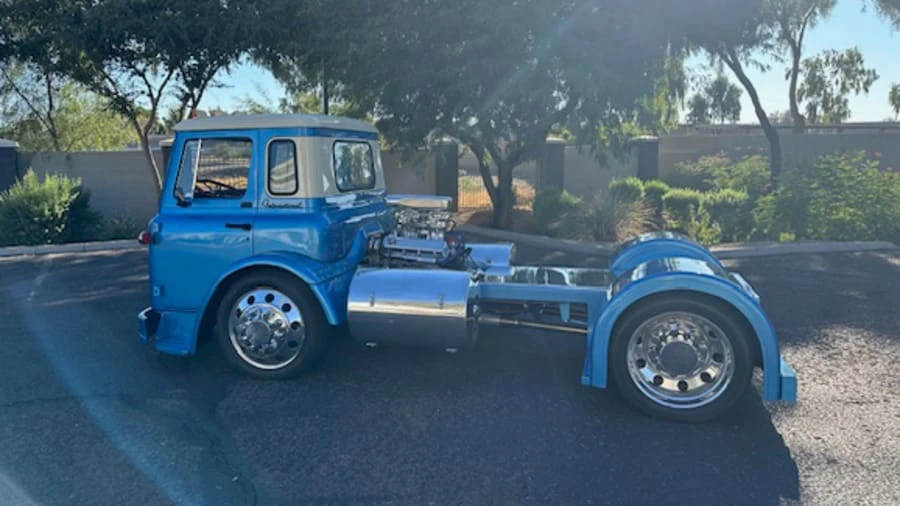 1967 International Harvester Loadstar - Image 2 of 7