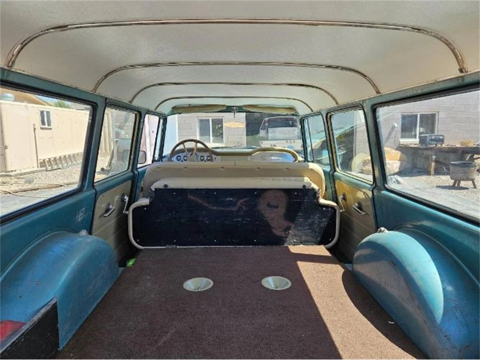 1967 International - Image 3 of 9