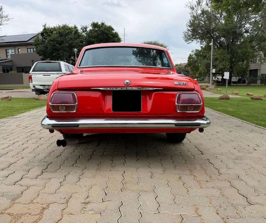 1967 Isuzu - Image 6 of 31