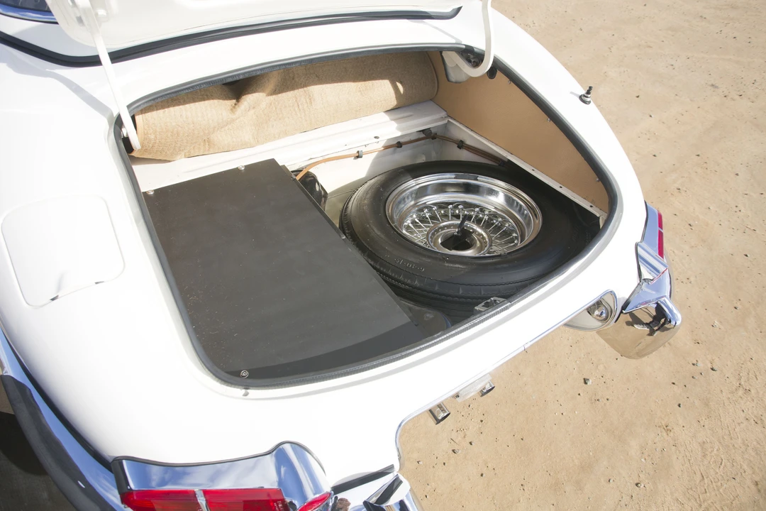 1967 Jaguar E-Type Series 1 - Image 8 of 31