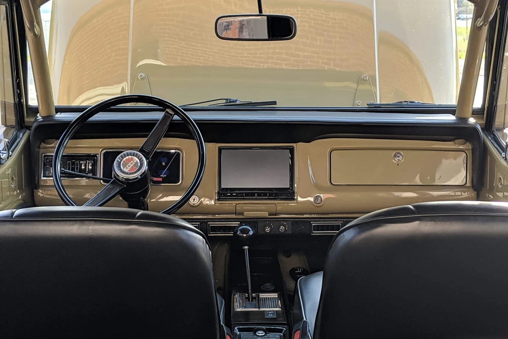 1967 Jeep Jeepster Commando - Image 6 of 9