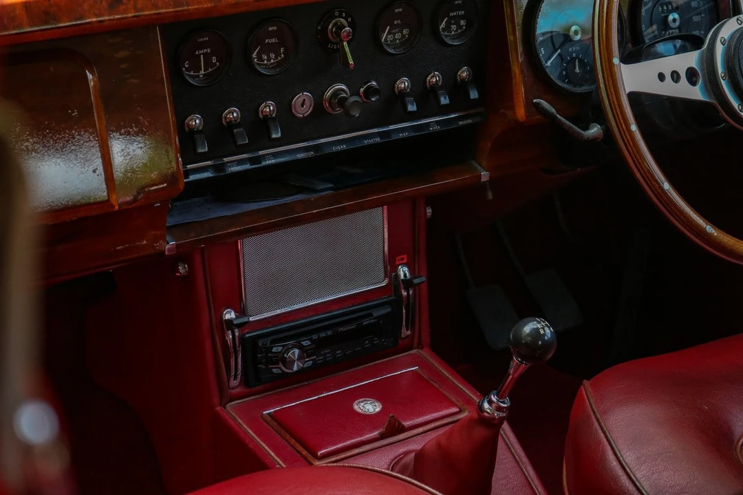 1967 Jaguar Mark II - Image 27 of 30