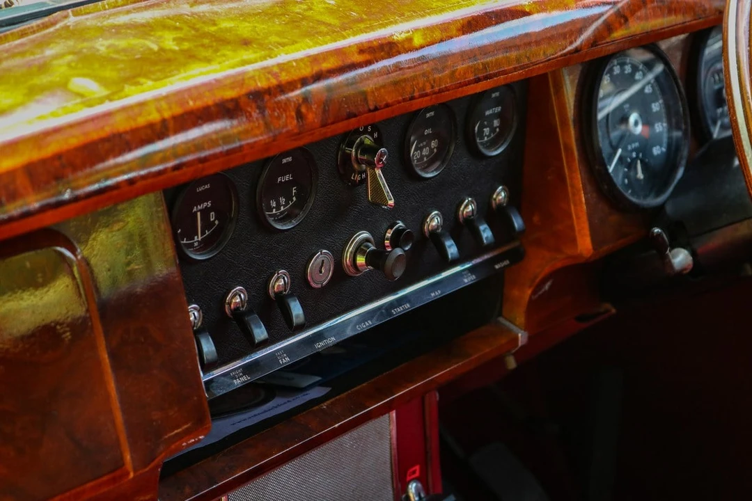 1967 Jaguar Mark II - Image 19 of 30