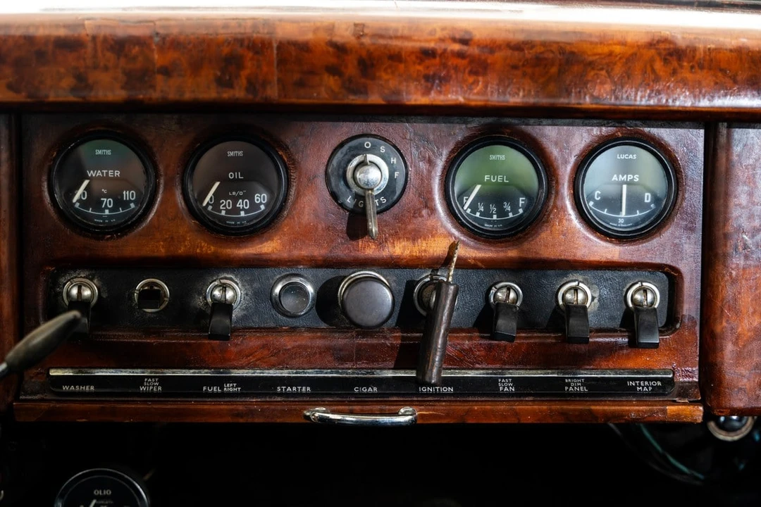 1967 Jaguar Mark II - Image 28 of 30