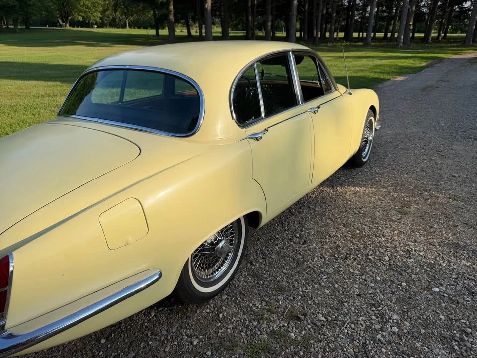 1967 Jaguar Mark X - Image 4 of 6