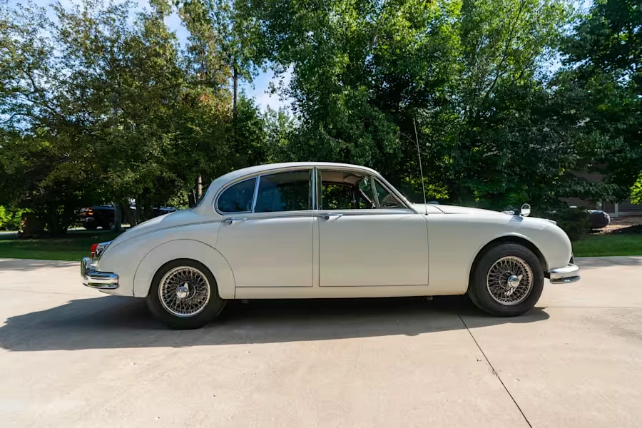 1967 Jaguar Mark II - Image 2 of 22