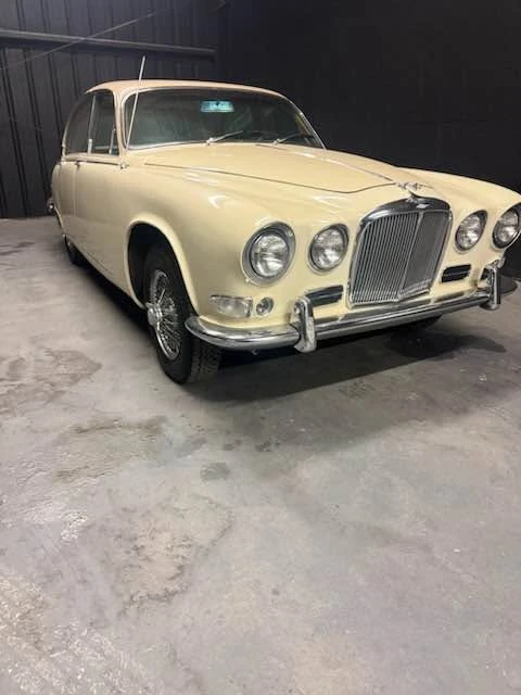 1967 Jaguar - Image 2 of 8
