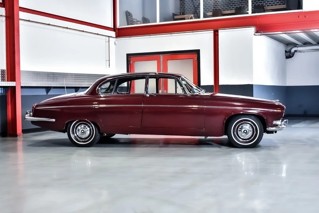 1967 Jaguar Mark X - Image 9 of 30