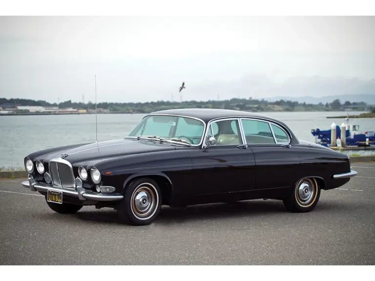 1967 Jaguar Mark X - Image 2 of 2
