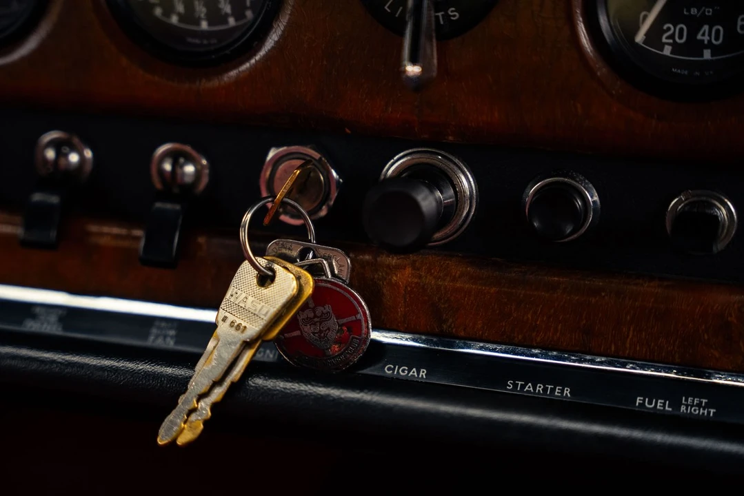 1968 Jaguar - Image 11 of 27