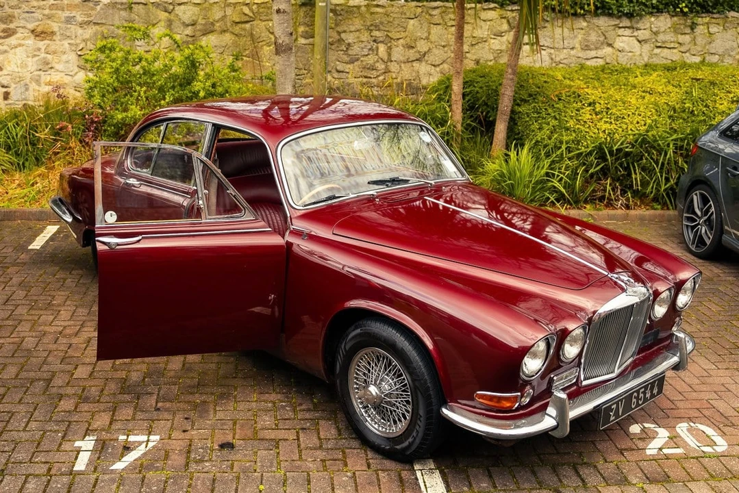 1968 Jaguar - Image 2 of 27