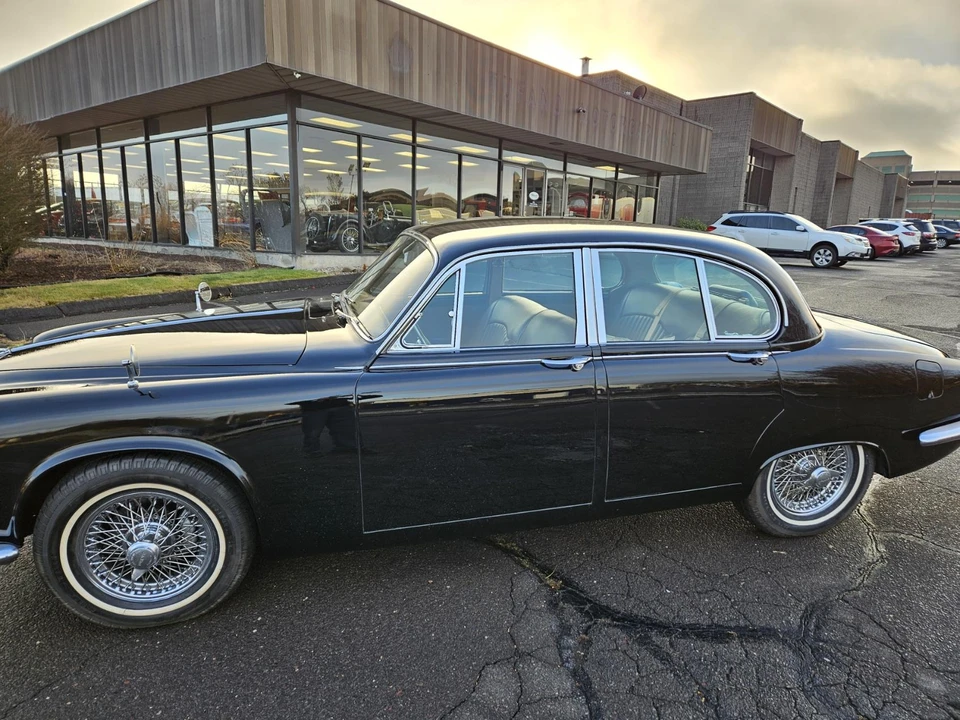 1967 Jaguar S-Type 1st Gen - Image 14 of 31