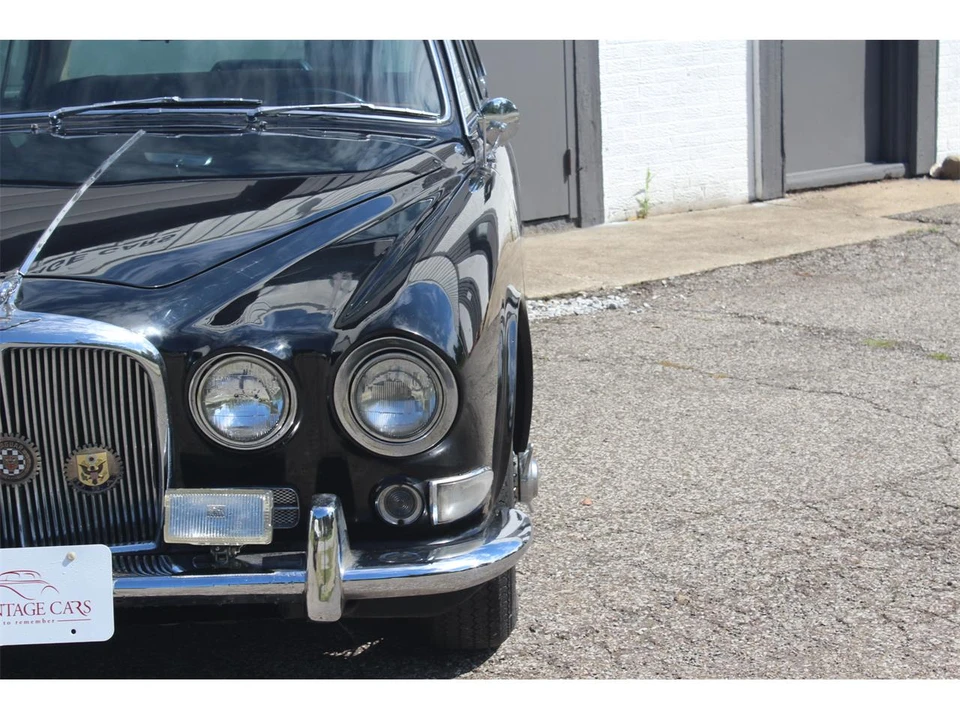 1967 Jaguar Mark X - Image 9 of 31