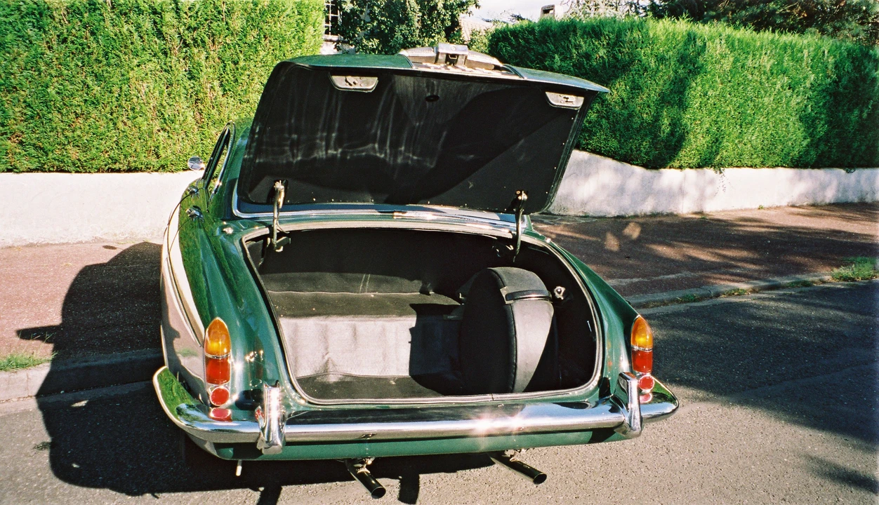 1967 Jaguar Mark X - Image 6 of 6