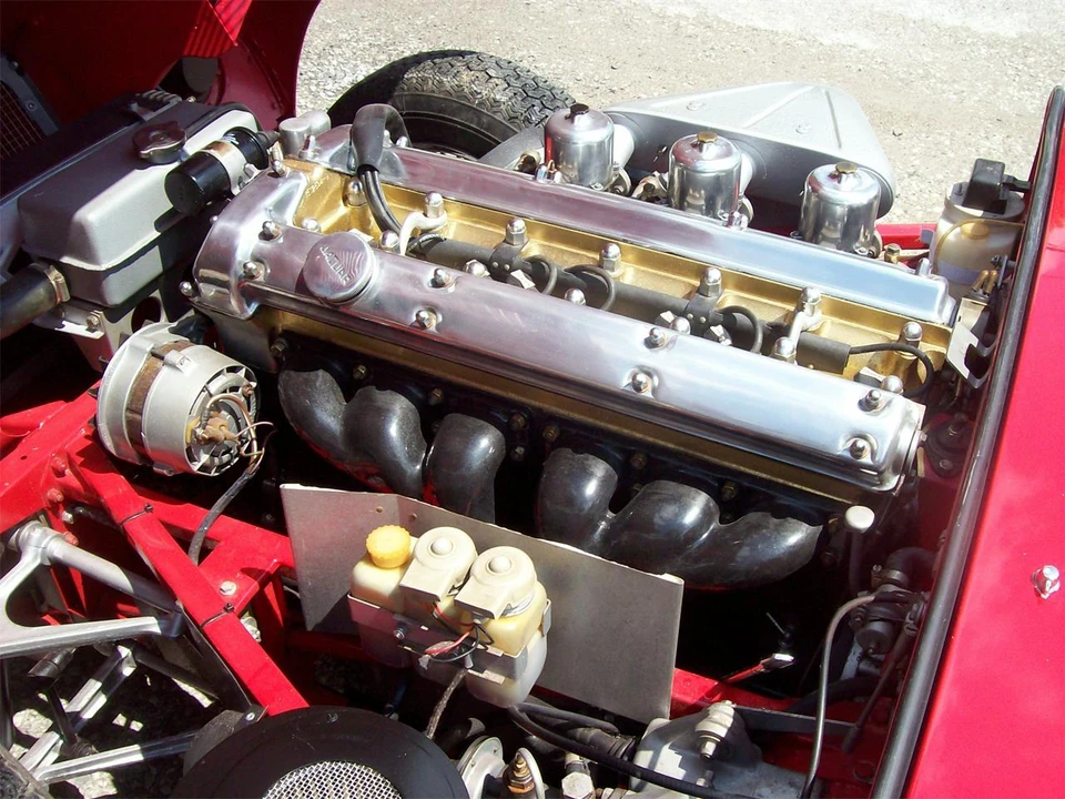 1967 Jaguar E-Type Series 1 - Image 2 of 7