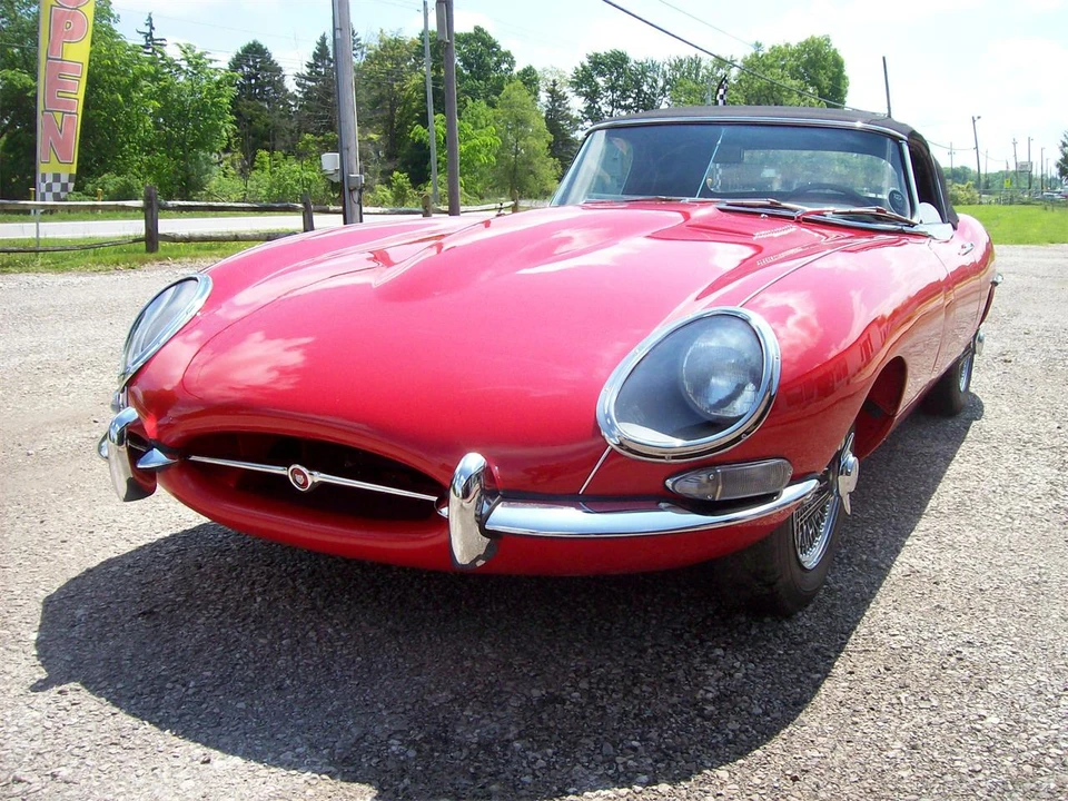 1967 Jaguar E-Type Series 1 - Image 7 of 7