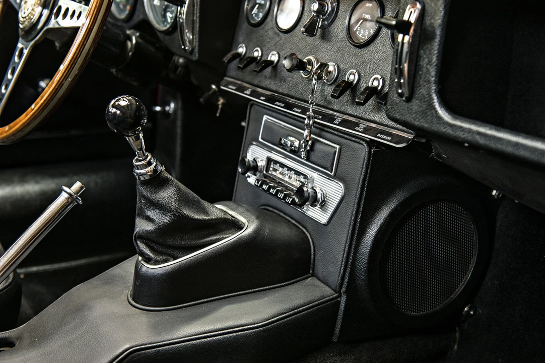 1967 Jaguar E-Type Series 1 - Image 30 of 31