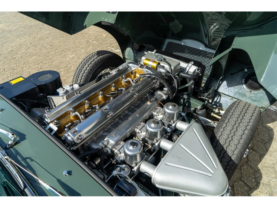 1967 Jaguar E-Type Series 1 - Image 28 of 31