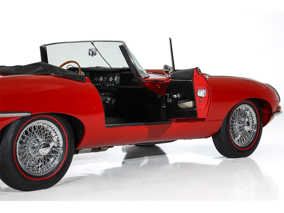 1967 Jaguar E-Type Series 1 - Image 21 of 31