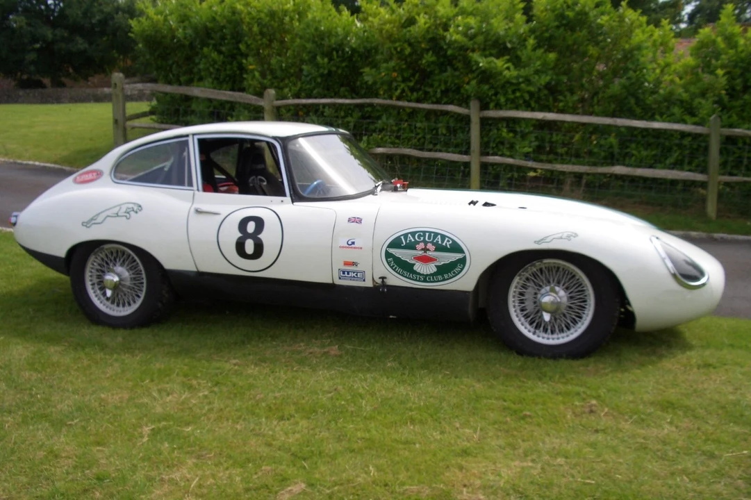 1967 Jaguar E-Type Series 1 - Image 9 of 9