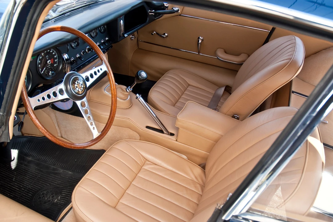 1967 Jaguar E-Type Series 1 - Image 6 of 6