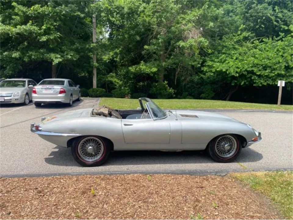 1967 Jaguar E-Type Series 1 - Image 7 of 9