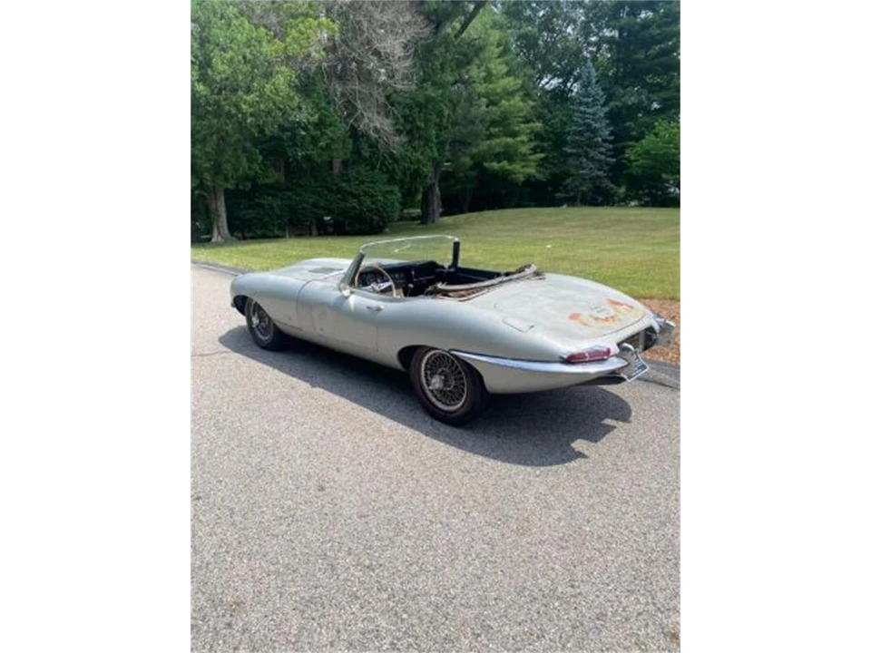 1967 Jaguar E-Type Series 1 - Image 8 of 9