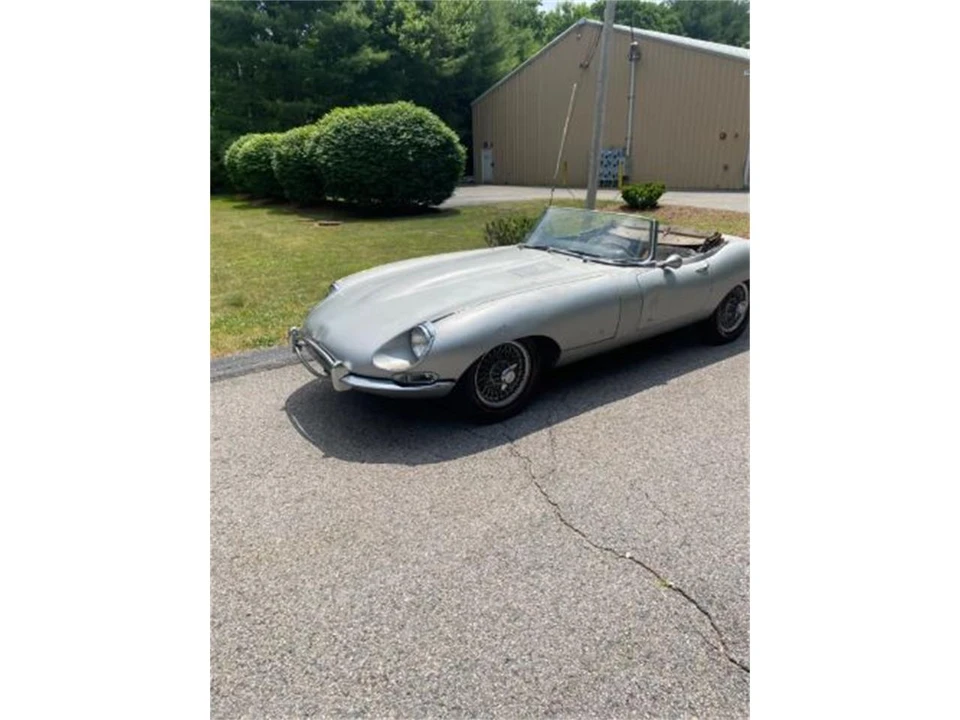 1967 Jaguar E-Type Series 1 - Image 2 of 12