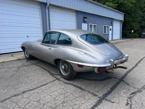 1967 Jaguar E-Type Series 1 - Image 2 of 10