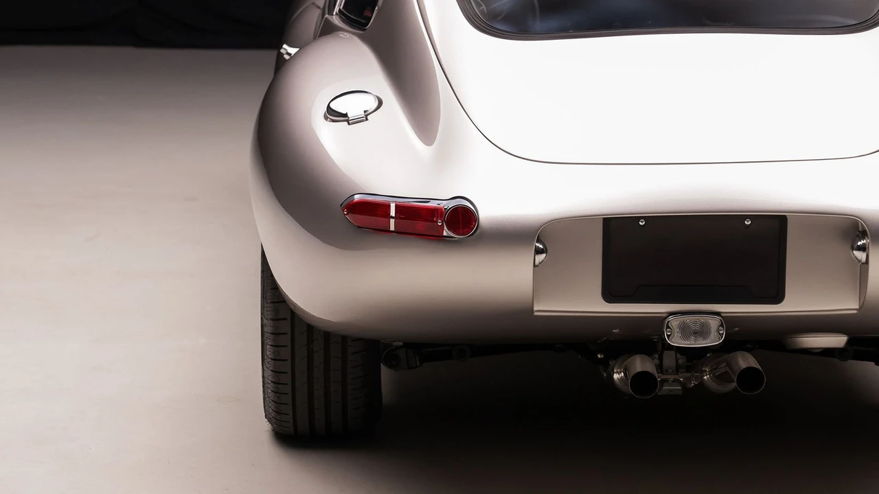 1967 Jaguar E-Type Series 1 - Image 14 of 31