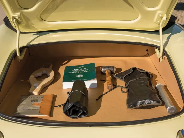 1967 Jaguar E-Type Series 1 - Image 25 of 30