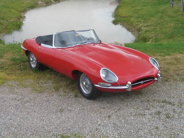 1967 Jaguar E-Type Series 1 - Image 2 of 2
