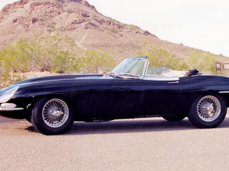 1967 Jaguar E-Type Series 1 - Image 2 of 2