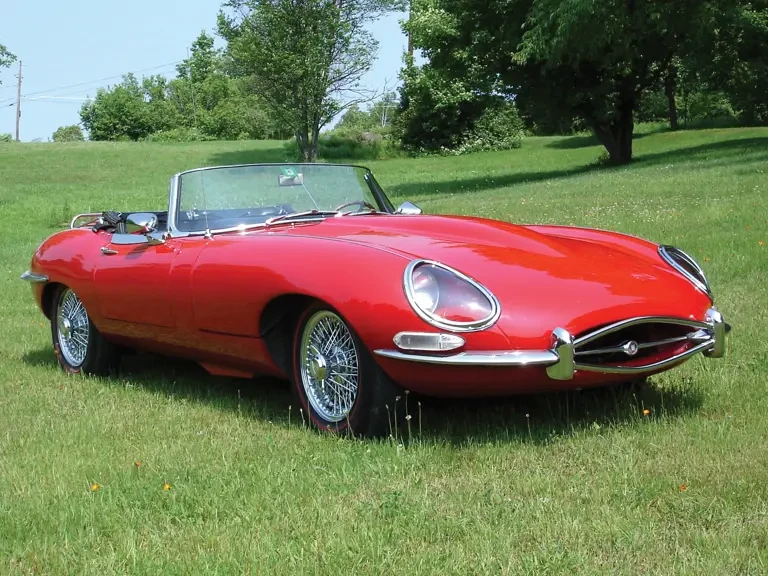 1967 Jaguar E-Type Series 1 - Image 2 of 2