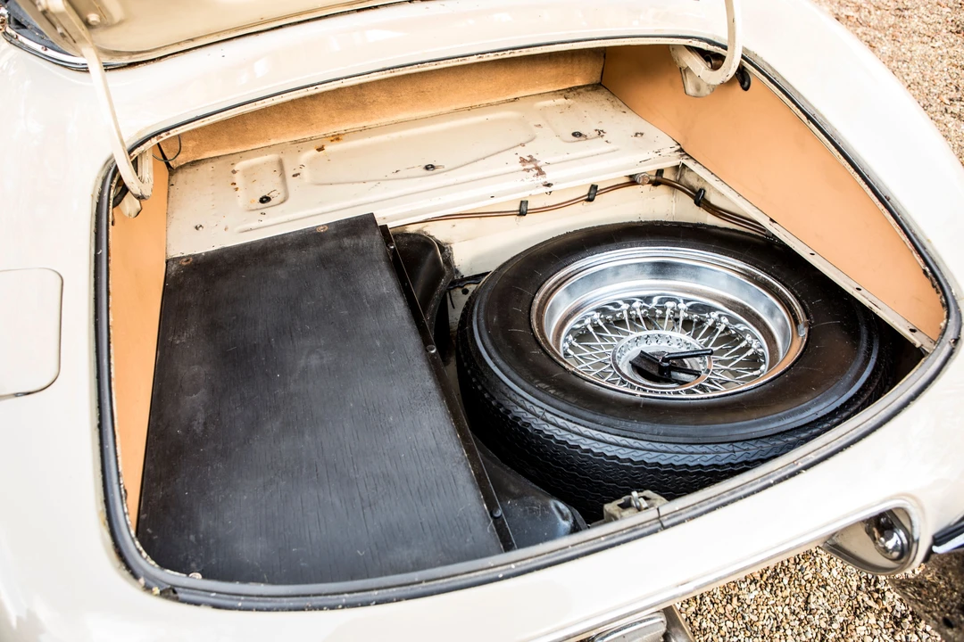 1967 Jaguar E-Type Series 1 - Image 21 of 24
