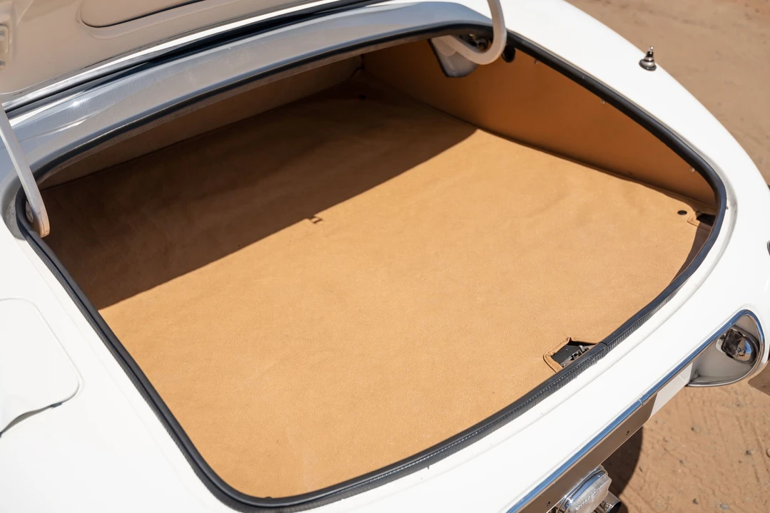 1967 Jaguar E-Type Series 1 - Image 10 of 31