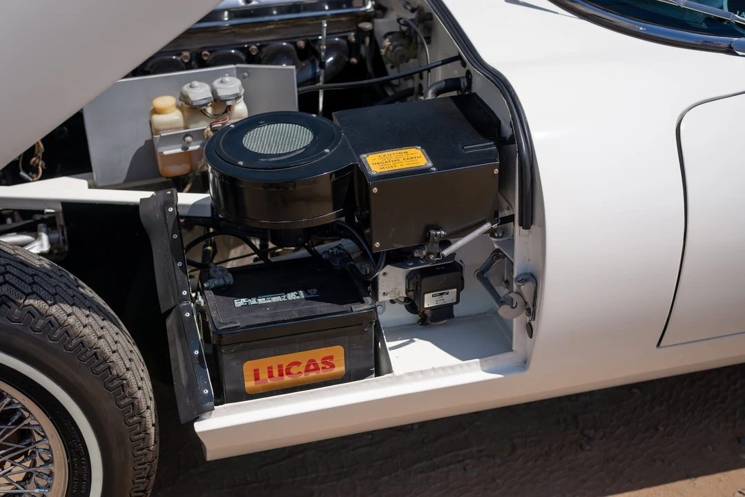 1967 Jaguar E-Type Series 1 - Image 2 of 31