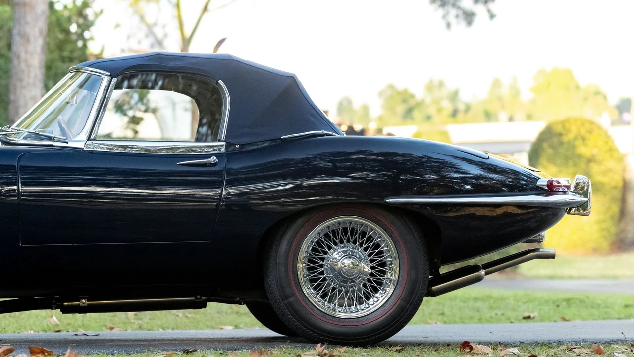 1967 Jaguar E-Type Series 1 - Image 25 of 31