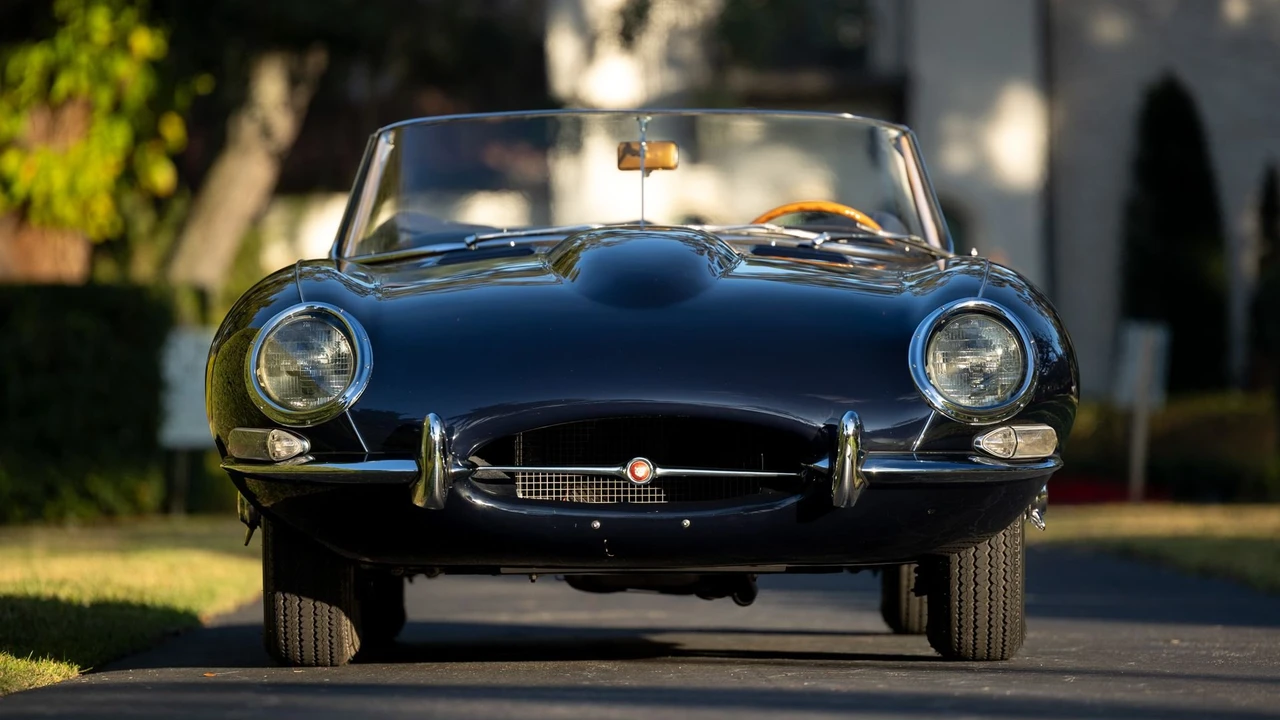 1967 Jaguar E-Type Series 1 - Image 2 of 31
